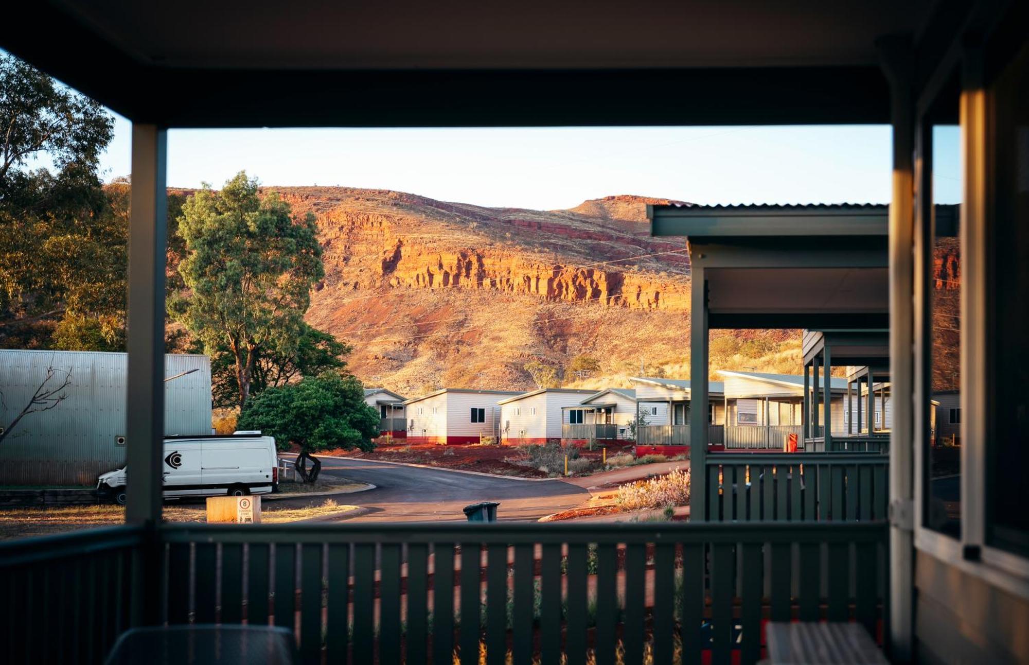Tom Price Tourist Park Hotel Exterior photo